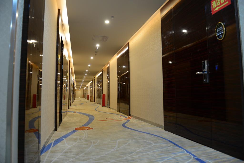 Tie Cheng Hotel Guangzhou Exterior photo